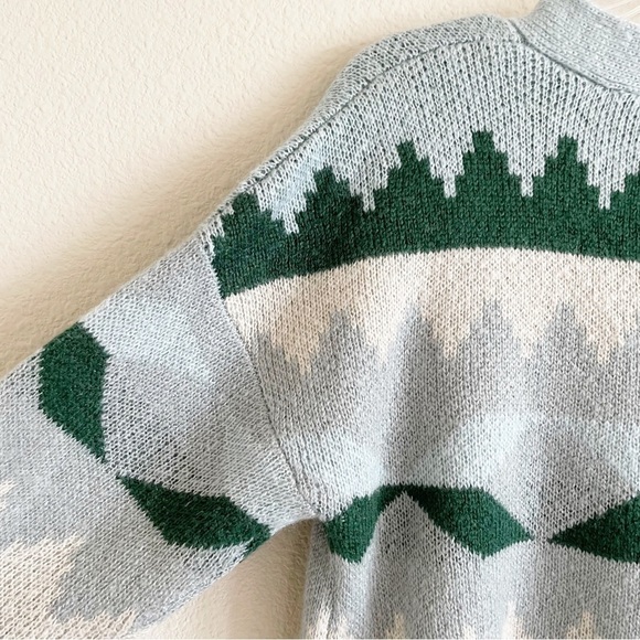 New C&C CALIFORNIA Aztec Print Oversized Cropped Cardigan V Neck Blue Sweater S - Picture 10 of 13